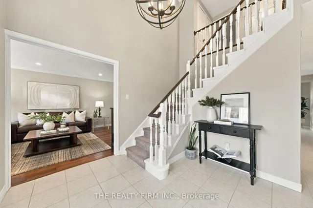 43 Fairlane Cres, London South 3