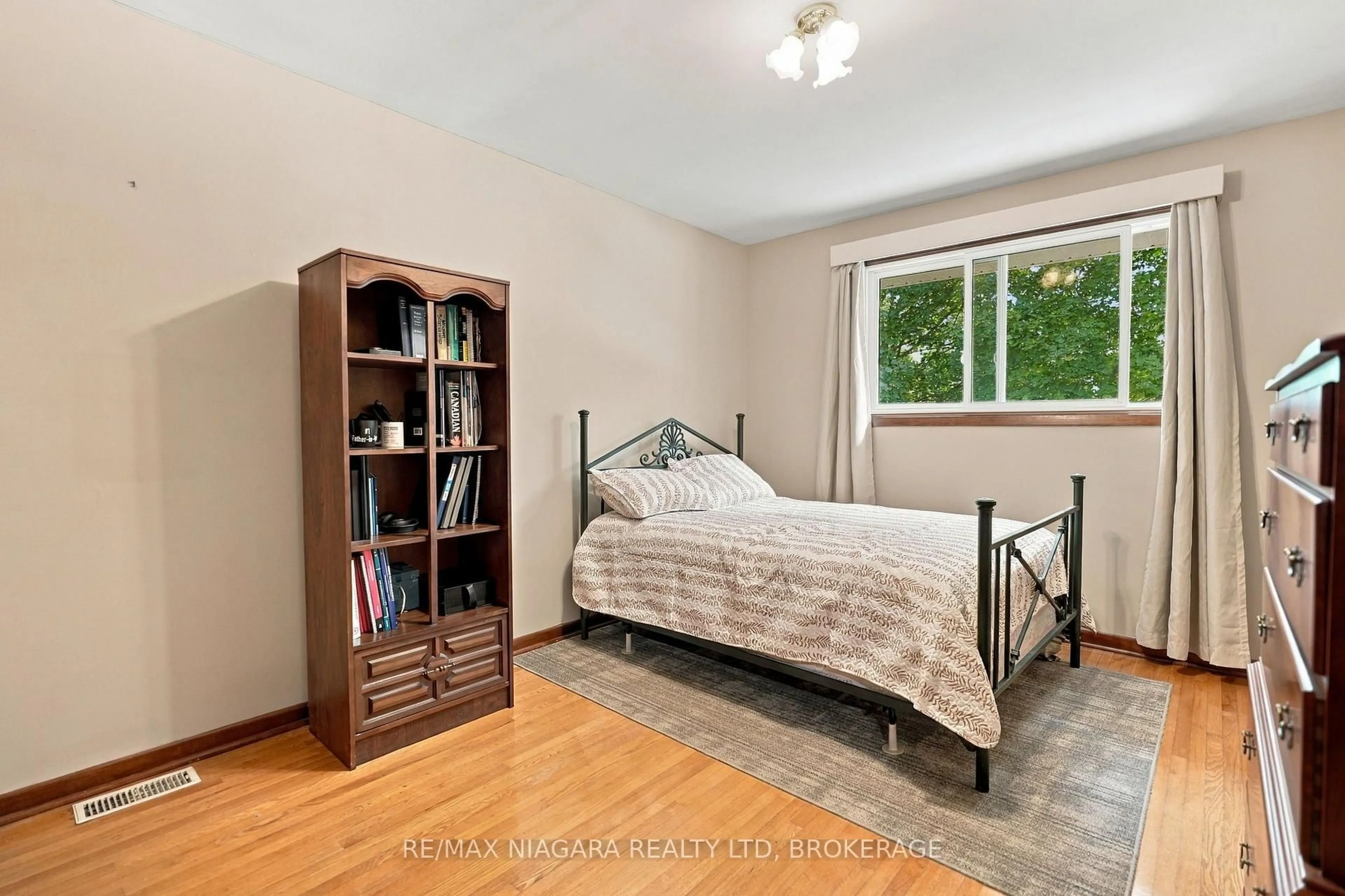 trreb/IMG-X14027670_0b7fa753-727c-45c5-9fd9-fc71817d9eaa-l.jpg