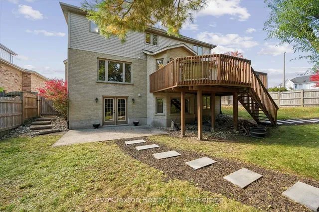 25 AMALIA Cres, Guelph 2