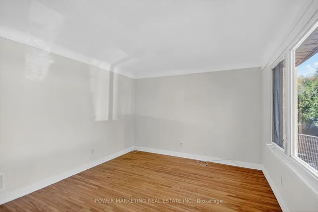 528 MUTUAL St, Ottawa 2
