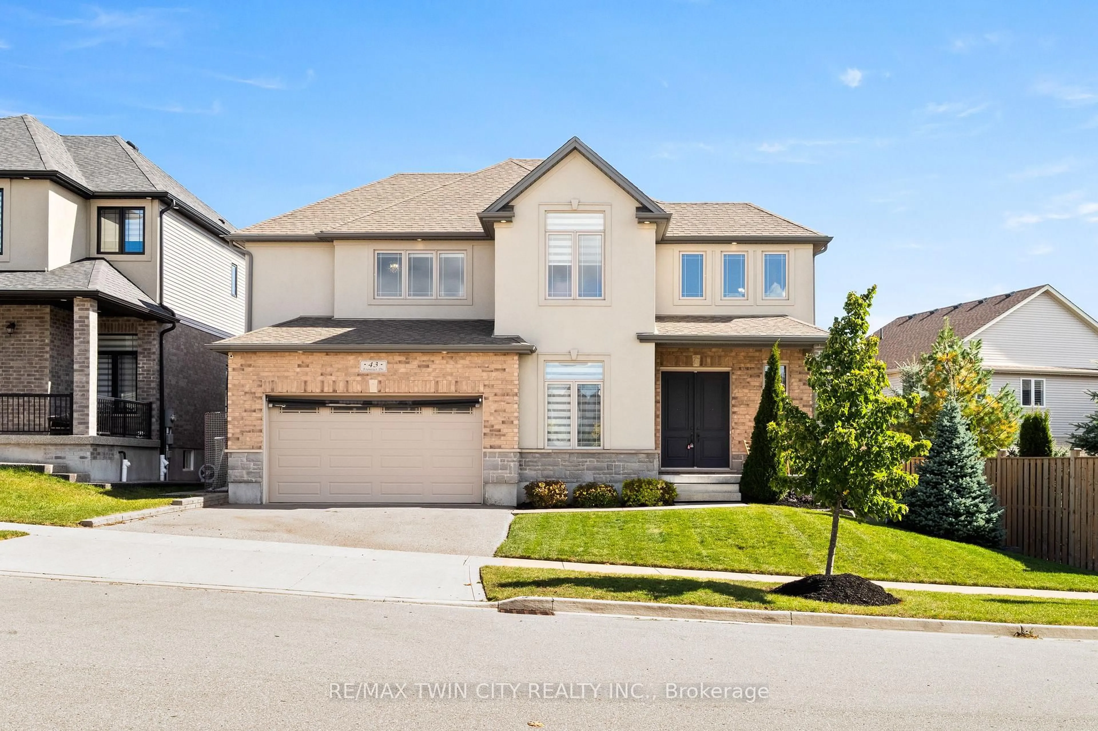 trreb/IMG-X14028050_3d1bac11-61e3-4e8c-9d1b-ad9b2855c4ec-l.jpg