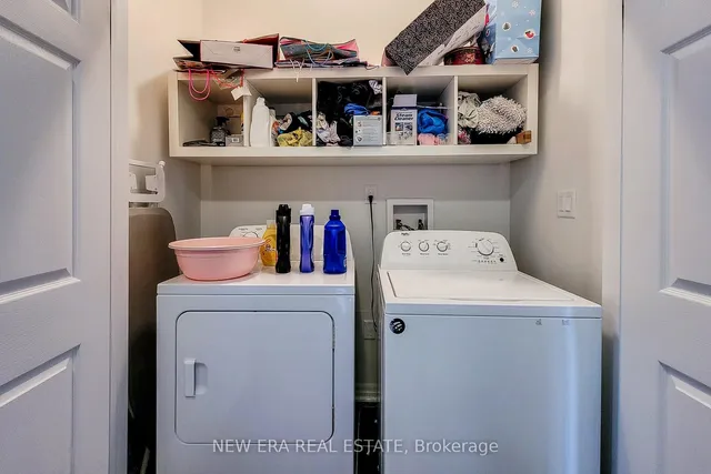 128 Montreal Circ, Hamilton 4