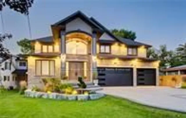 61 Schweitzer St, Kitchener 2