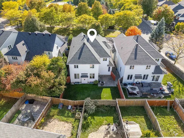 5 Valencia St, Ottawa 4