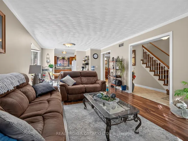 133 Leaside Dr, Welland 4