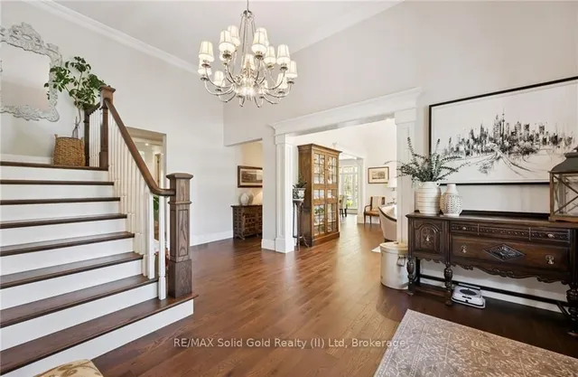 2073 Maplewood Rd, Wellesley 5