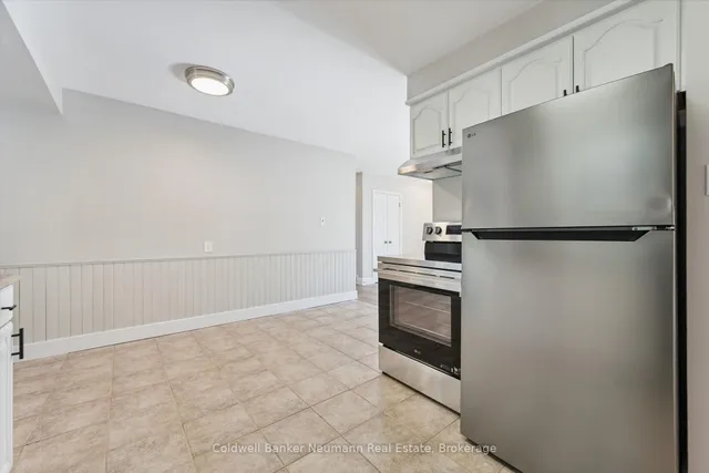 22 Carter Dr, Guelph 3