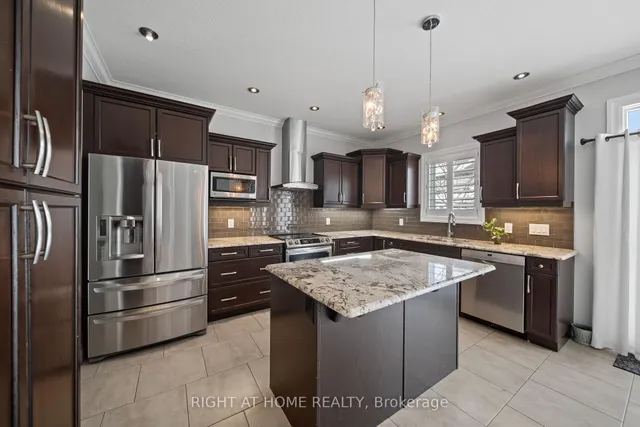 6540 Upper Canada Cross, London South 2