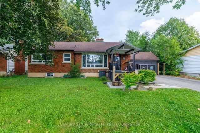 6 Greenock Circ, St. Catharines 2