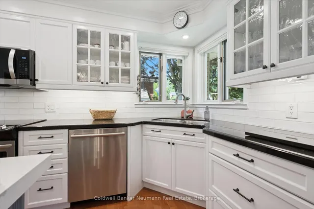 25 Bennett Ave, Guelph 3