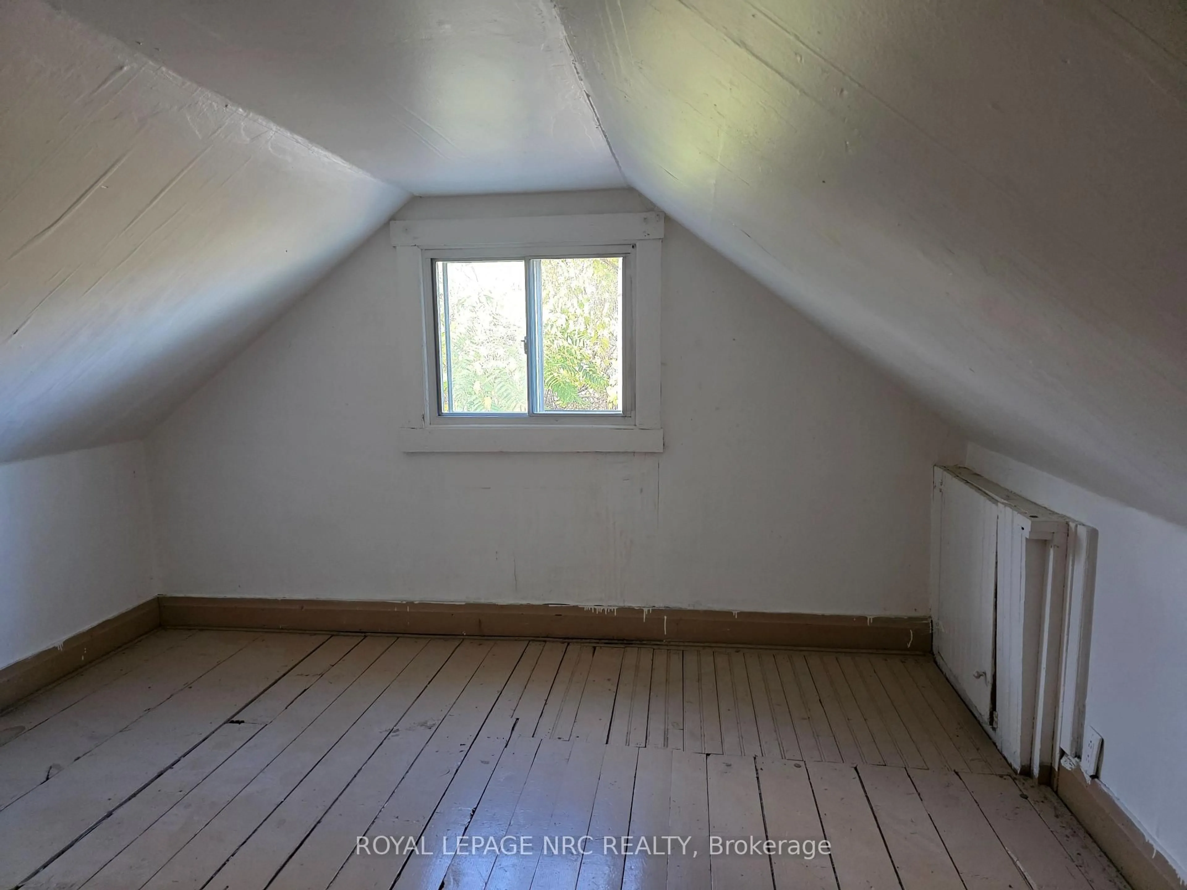 trreb/IMG-X14031016_1a2ba5d1-c8b8-48cf-8c36-c7517aa81631-l.jpg