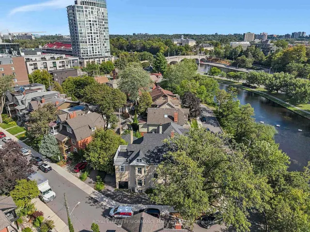 35 Wilton Cres, Ottawa 5