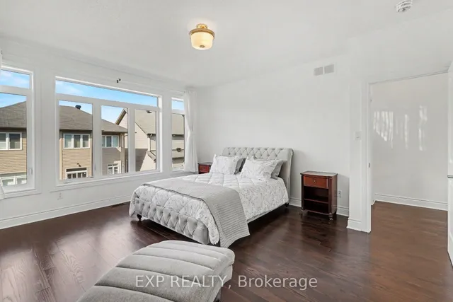 529 Peerless St, Ottawa