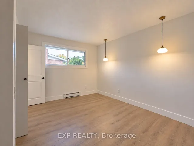 1136 Deer Park Rd, Ottawa 4