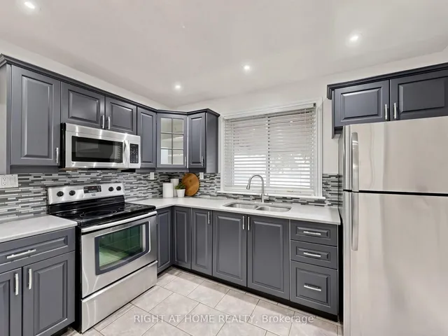 1 Welbourn Dr, Hamilton 4