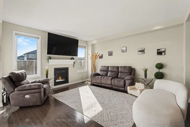 504 Yellow Birch St, Orleans
