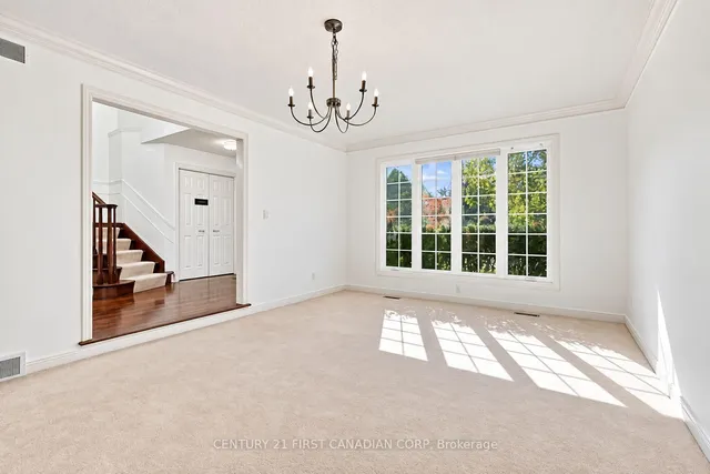122 Sunnyside Dr, London North 3