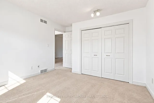 122 Sunnyside Dr, London North 5