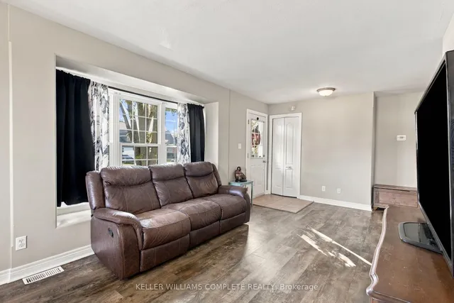 61 Prospect Point Rd, Fort Erie 5