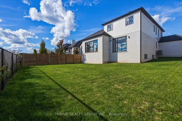 55 Aspen Circ, Thames Centre 3