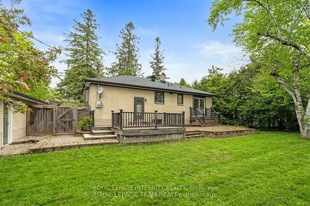 80 St Claire Ave, Ottawa 3
