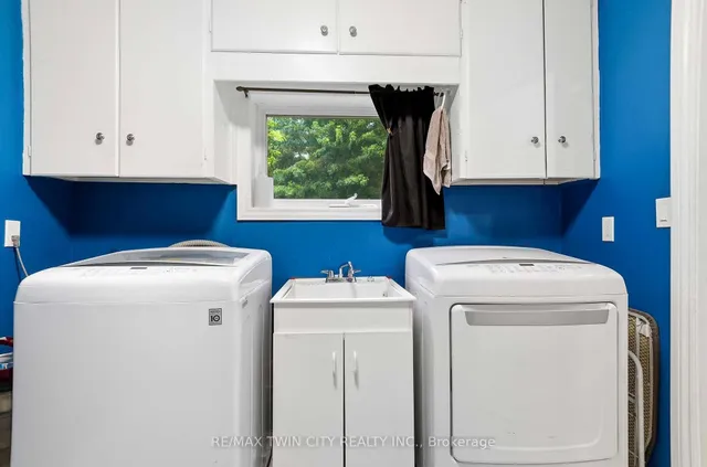251 53 Highway, Brant 4