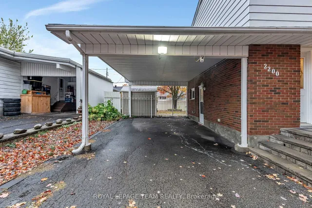 2200 Martha Ave, Ottawa 5