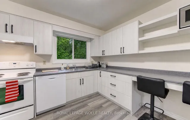 113 Churchill St, Waterloo 4
