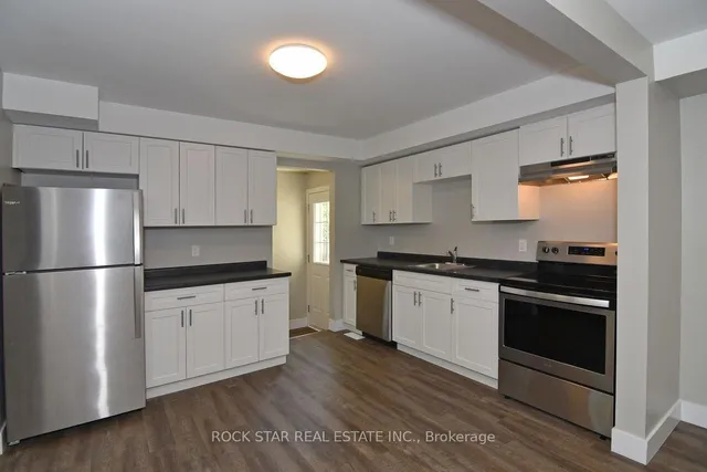 1 Southwood Cres, London South 3