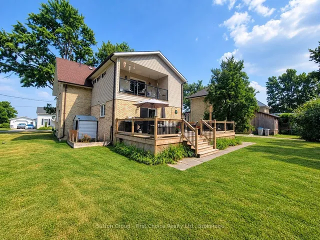 30 King St, South Huron 4