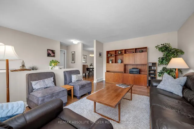 5 West Herrington Crt, Ottawa 2