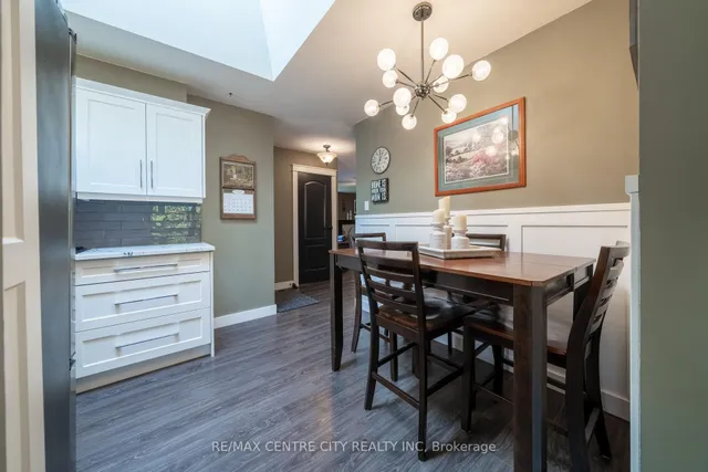 252 Mill Pond Cres, Strathroy-Caradoc 5