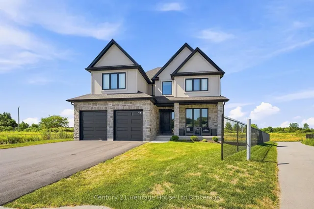 18 Thompson Crt, Tillsonburg 2