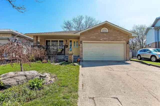 79 Ashley Cres, London South