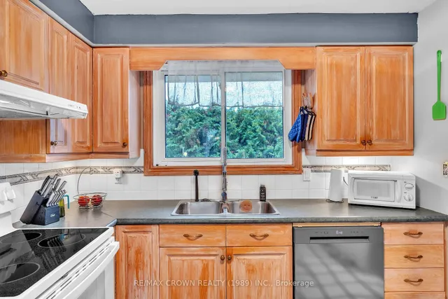 19 Knox Crt, North Bay 5