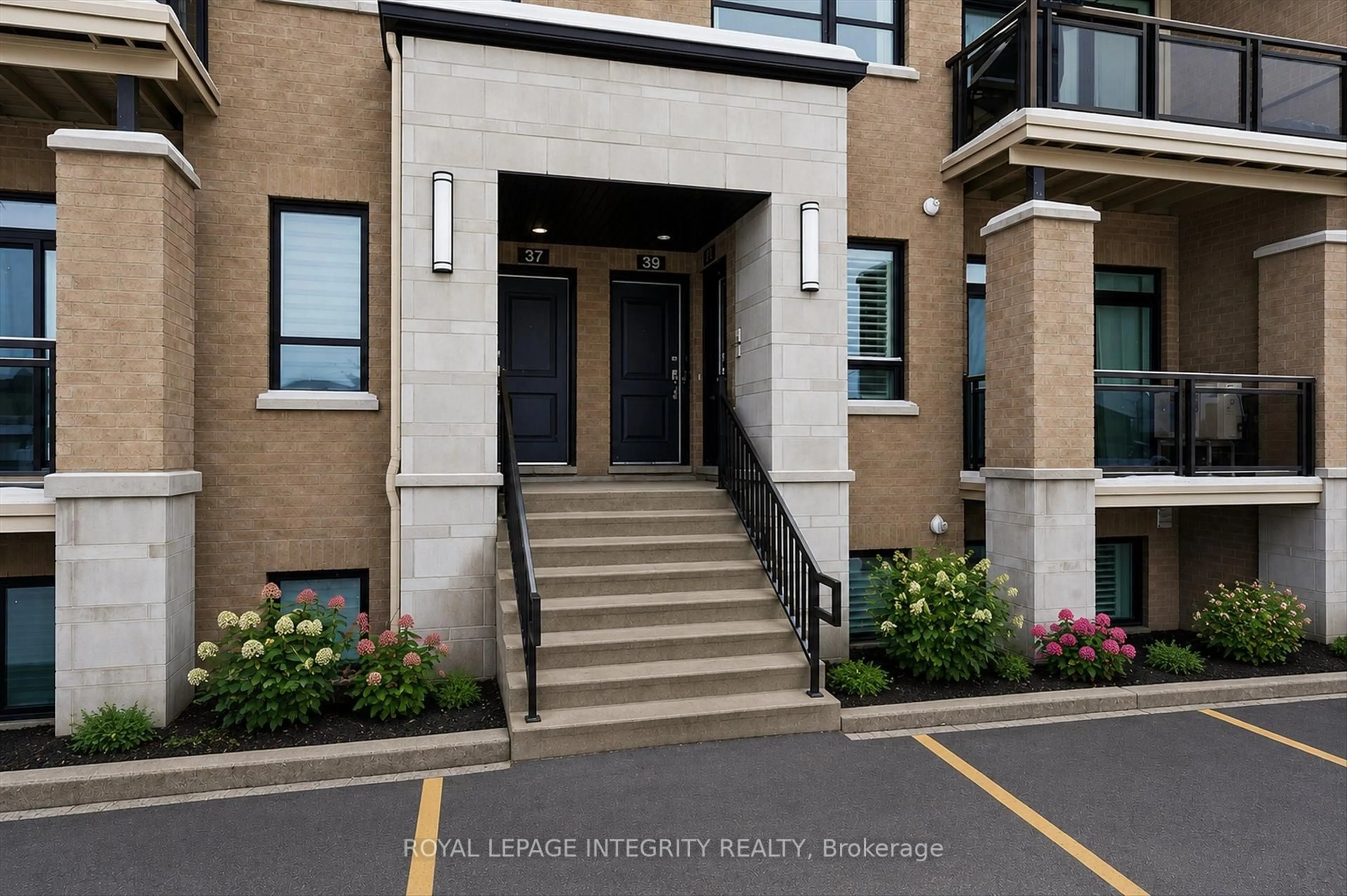 trreb/IMG-X14081838_3b8d7868fc7a27367c46727abda23076aad89eb40d3b9b2eed8641066894547f.jpg