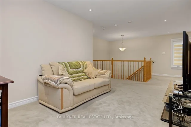 218 Rover St, Ottawa 5