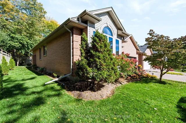 448 Commissioners Rd #6, London South 2