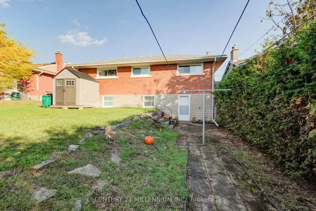 46 Traynor Ave, Kitchener 3