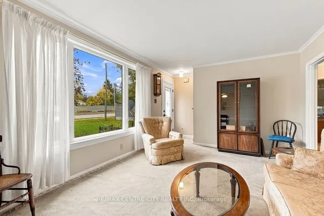 984 Fanshawe Park Rd, London North 2
