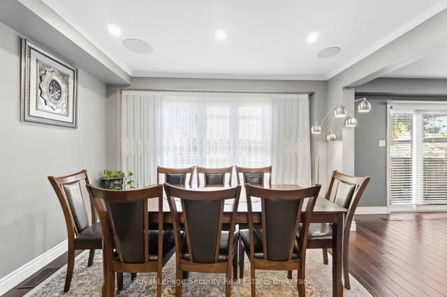 785 Tenth Ave, Hamilton 5