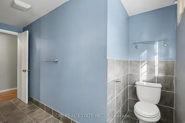 360 Culpepper Pl, Waterloo 3
