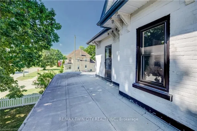 290 TURNBERRY St, Huron East 2
