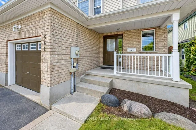 561 Dansbury Dr, Waterloo 2