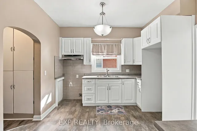 61 Princess St, Fort Erie 5