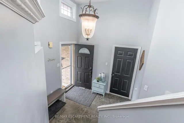 6 Stuart St, Haldimand 4