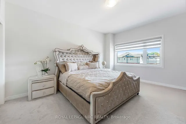 12 Swan Ave, Pelham 4