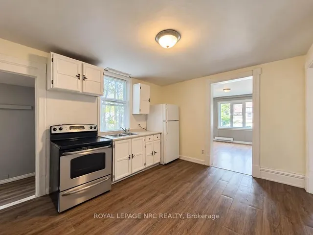 255 Jarvis St, Fort Erie 5