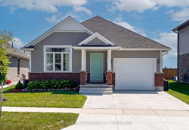 23 Evylean Crt, St. Thomas 2