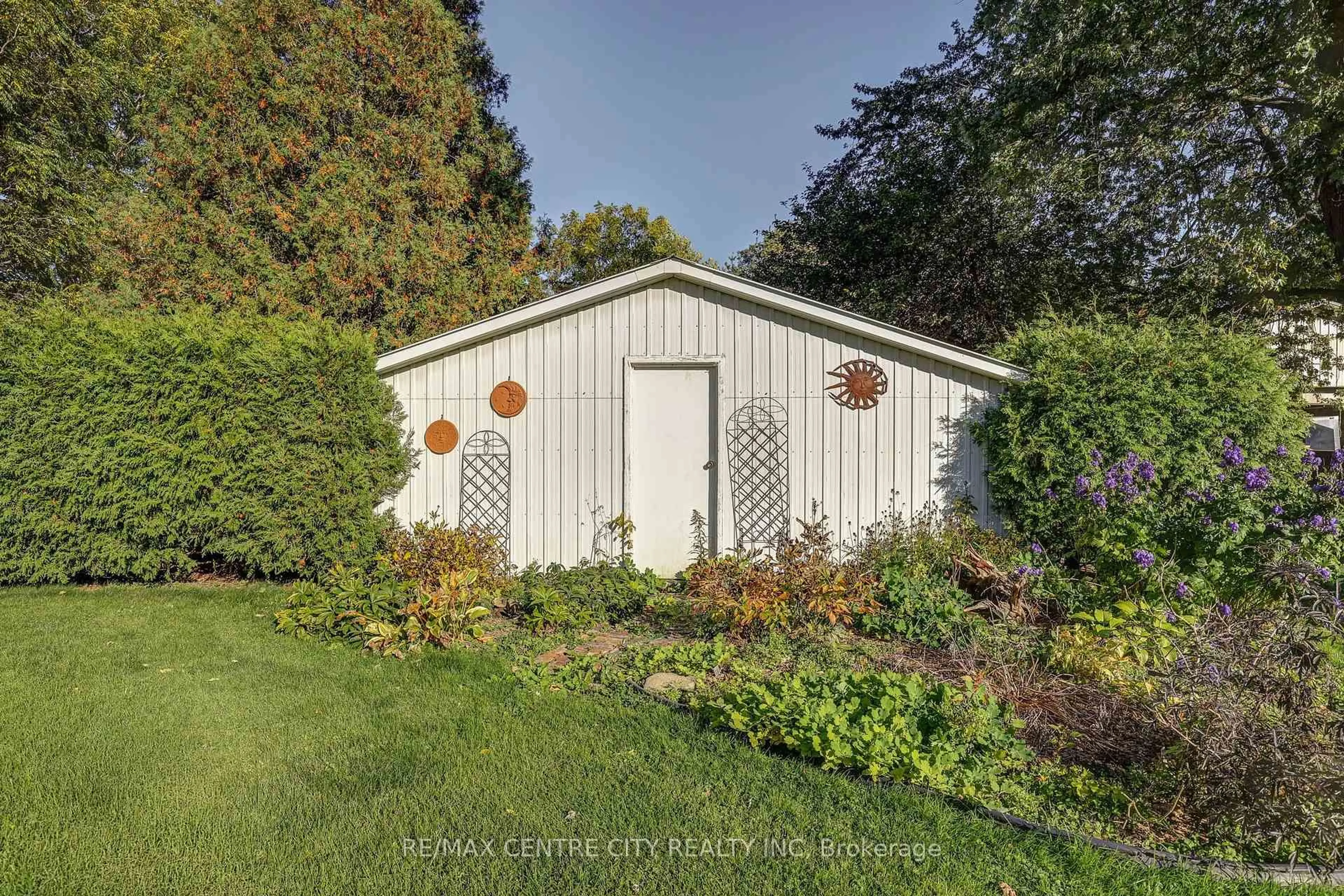 trreb/IMG-X14086264_0aff6fa48ac0d7082f699b8077545a8a7373e6a109823d47fcfff0928e5342c7.jpg